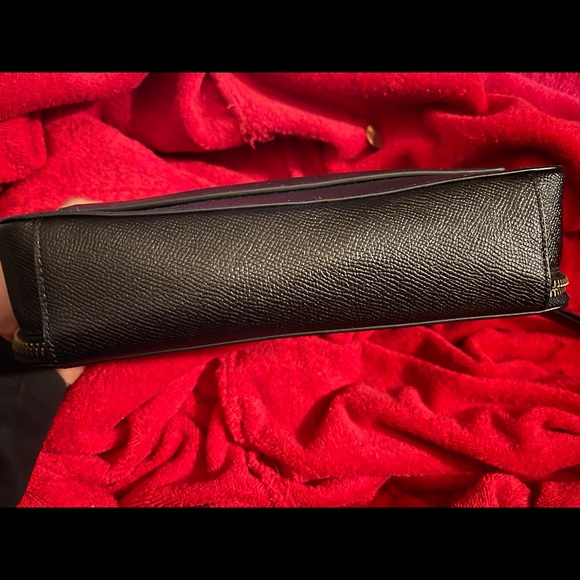 COACH bag/wristlet - Picture 10 of 10